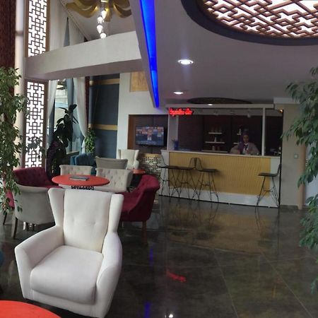 Crystall Hotel Van Dış mekan fotoğraf