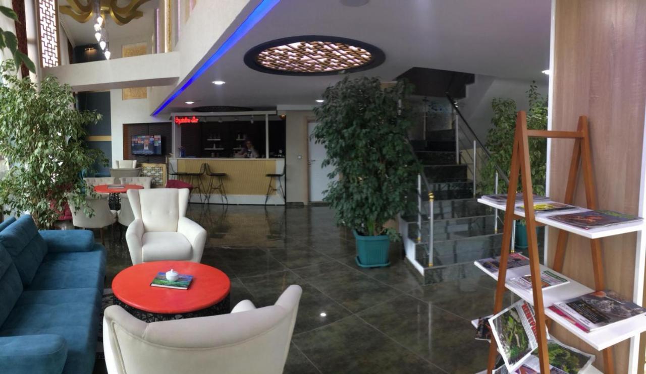 Crystall Hotel Van Dış mekan fotoğraf