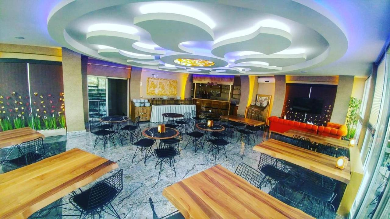 Crystall Hotel Van Dış mekan fotoğraf